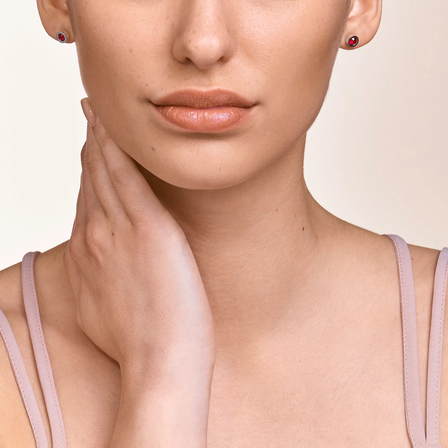 Boucles d'oreille Cristaux & acier argent rouge - Image 3