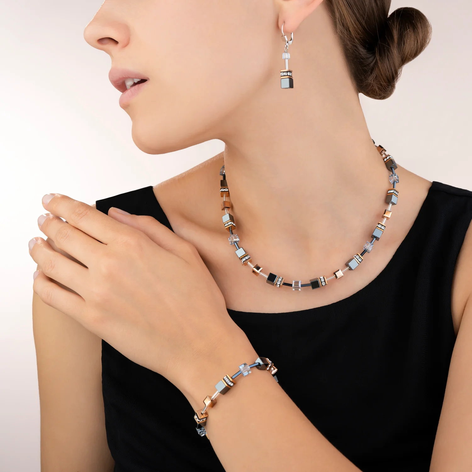 Boucles d'oreille GeoCUBE® bleu glacier - Image 4