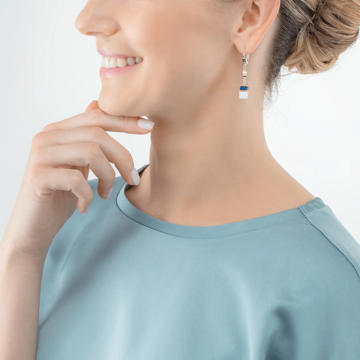 Boucles d'oreilles GeoCUBE® Iconic Capri Bleu - Image 4