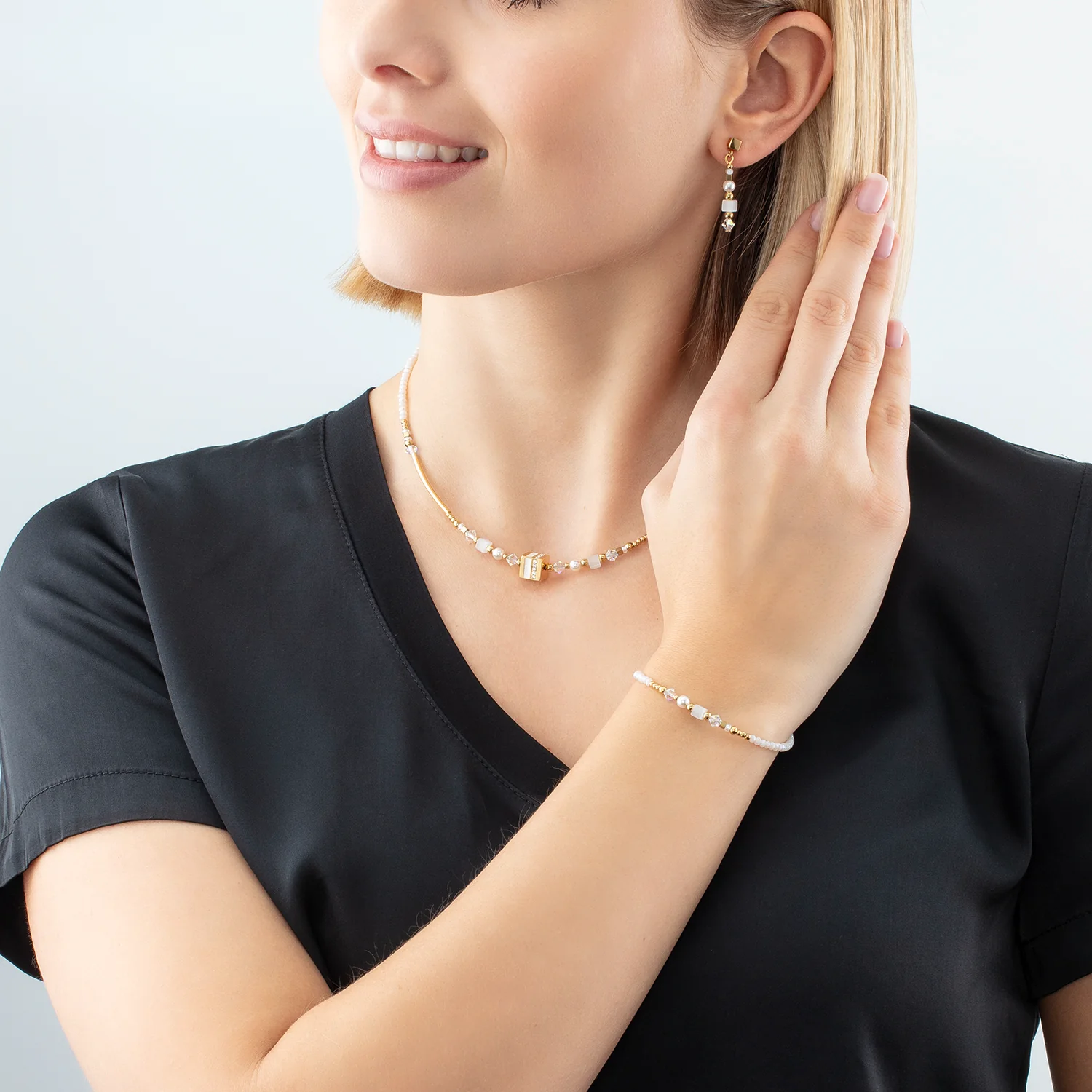 Boucles d'oreilles Square Stripes or-blanc - Image 4