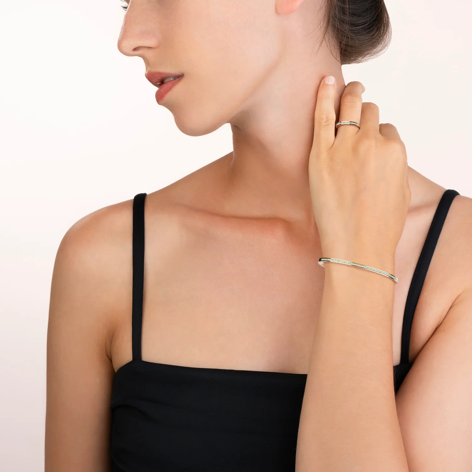 Bracelet étroit acier or rose & Pavé de Cristaux vert claire - Image 4