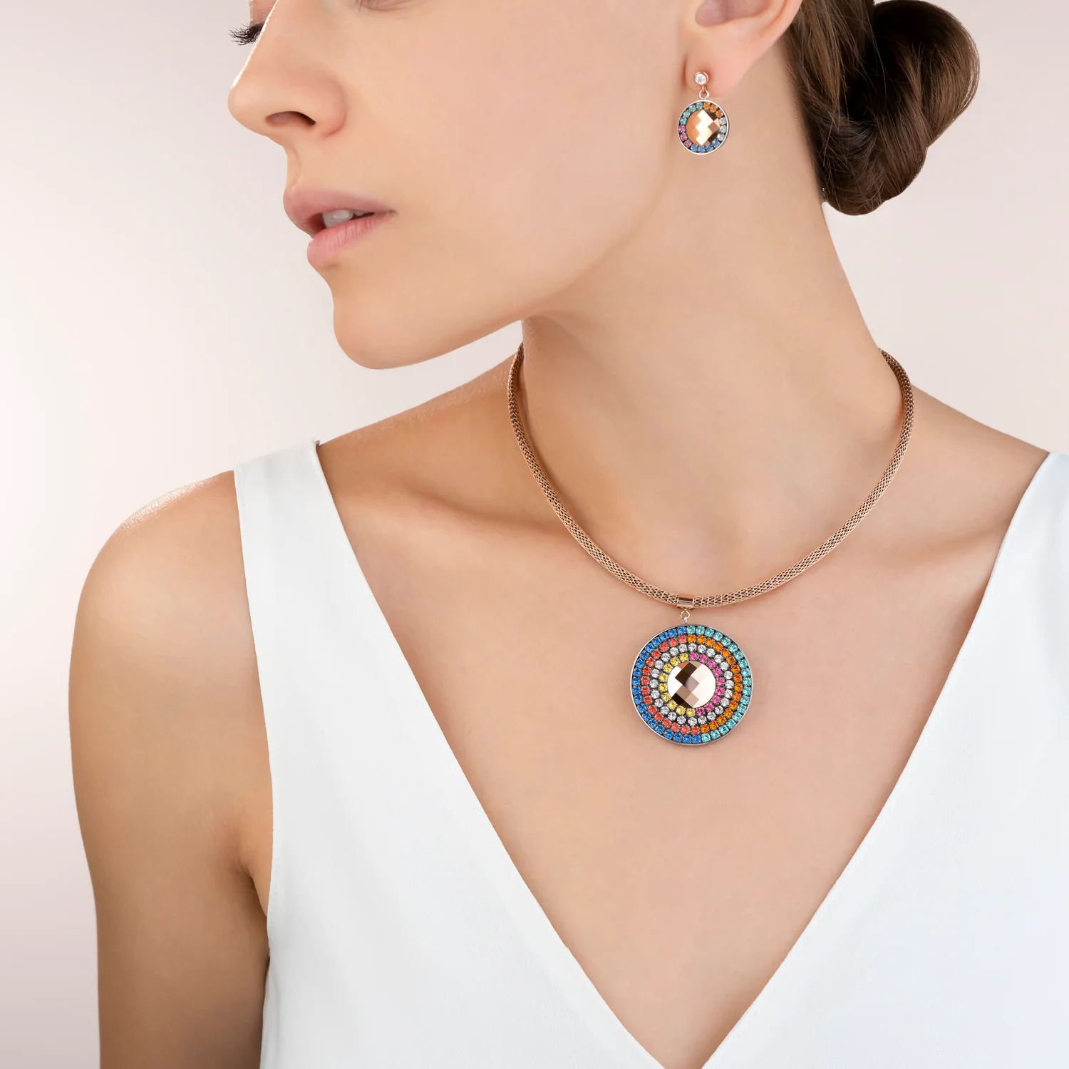 Collier Amulette Cristaux & maille multicolore - Image 5