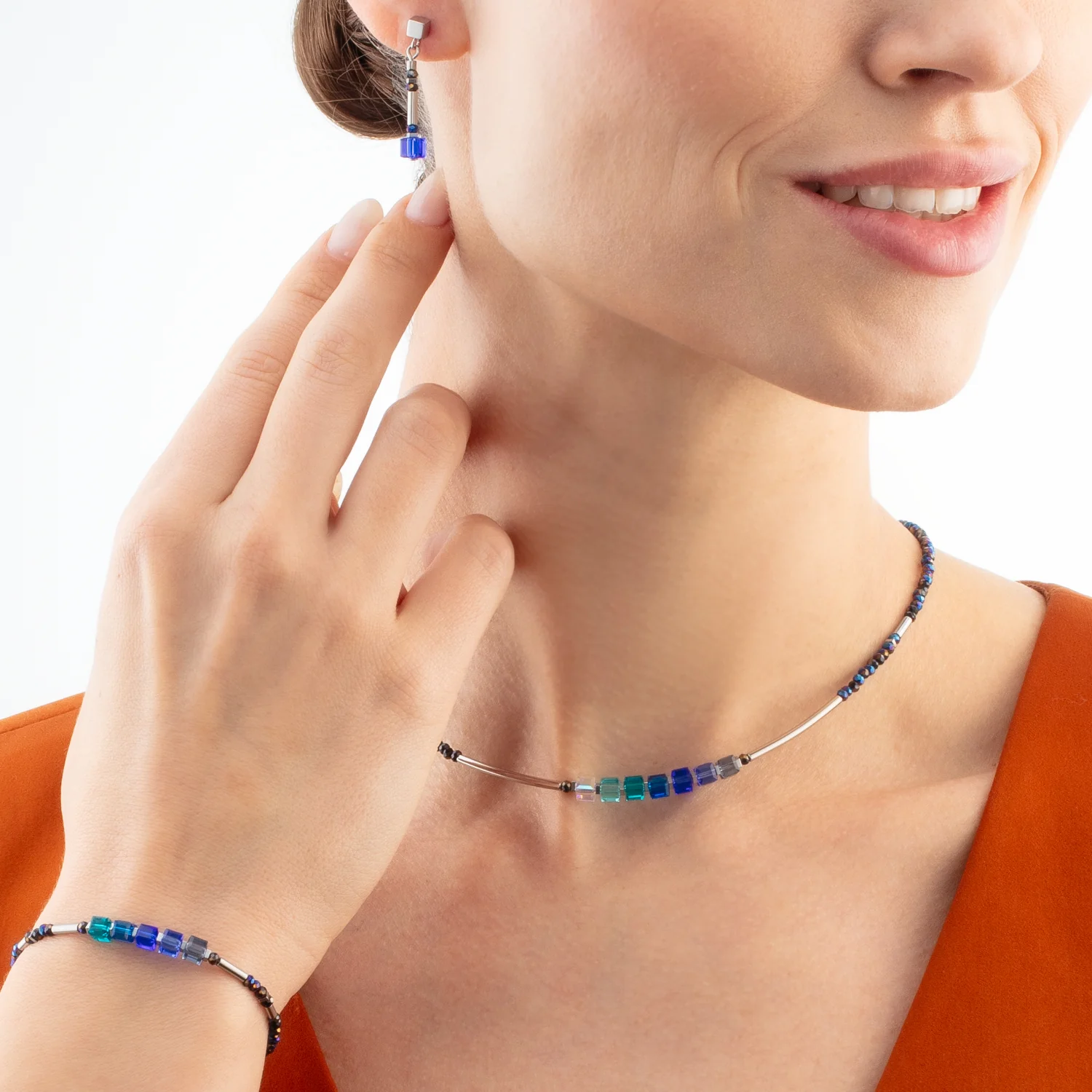 Collier Cube Story Minimalistic Sparkling bleu - Image 4