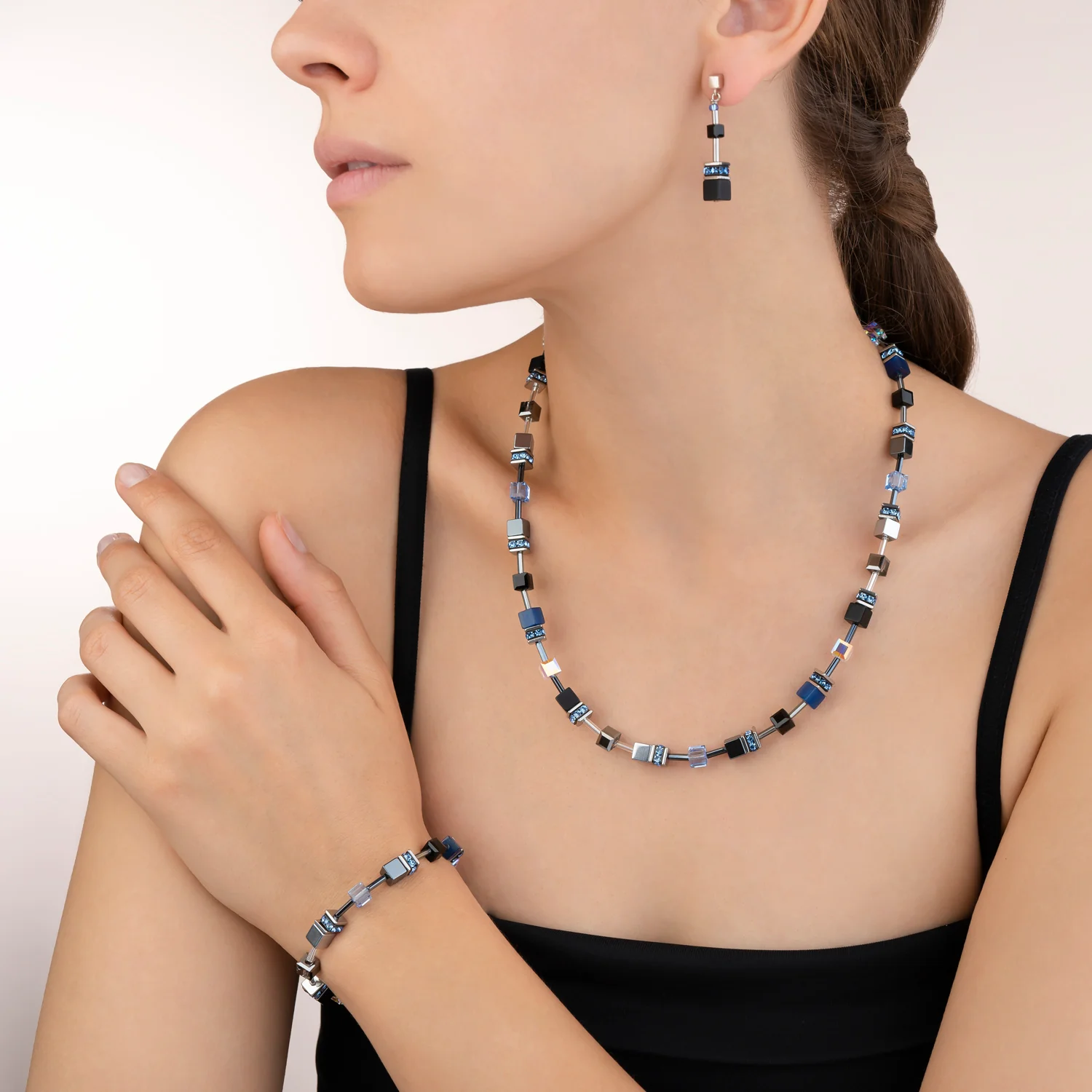 Collier GeoCUBE® medium bleu - Image 4