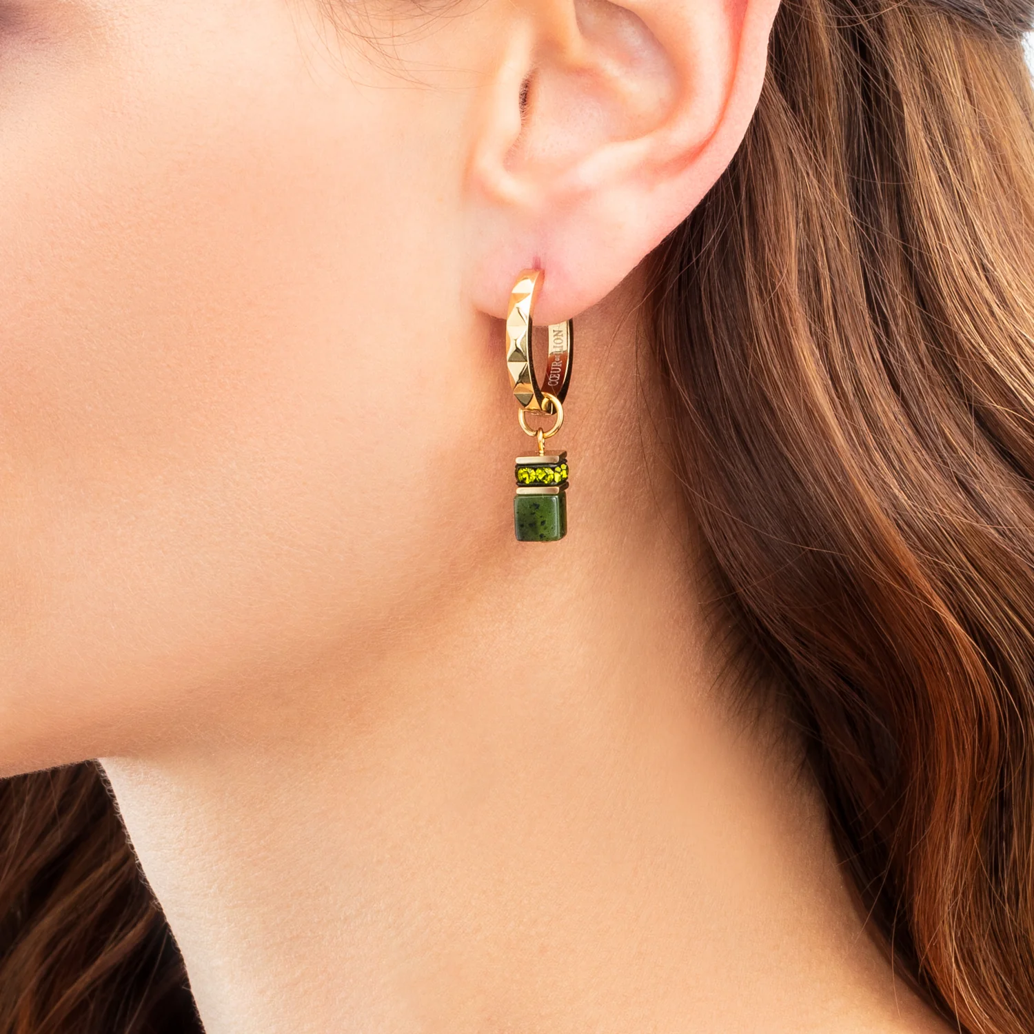 EAR ME UP Charm GeoCUBE® or-vert - Image 3