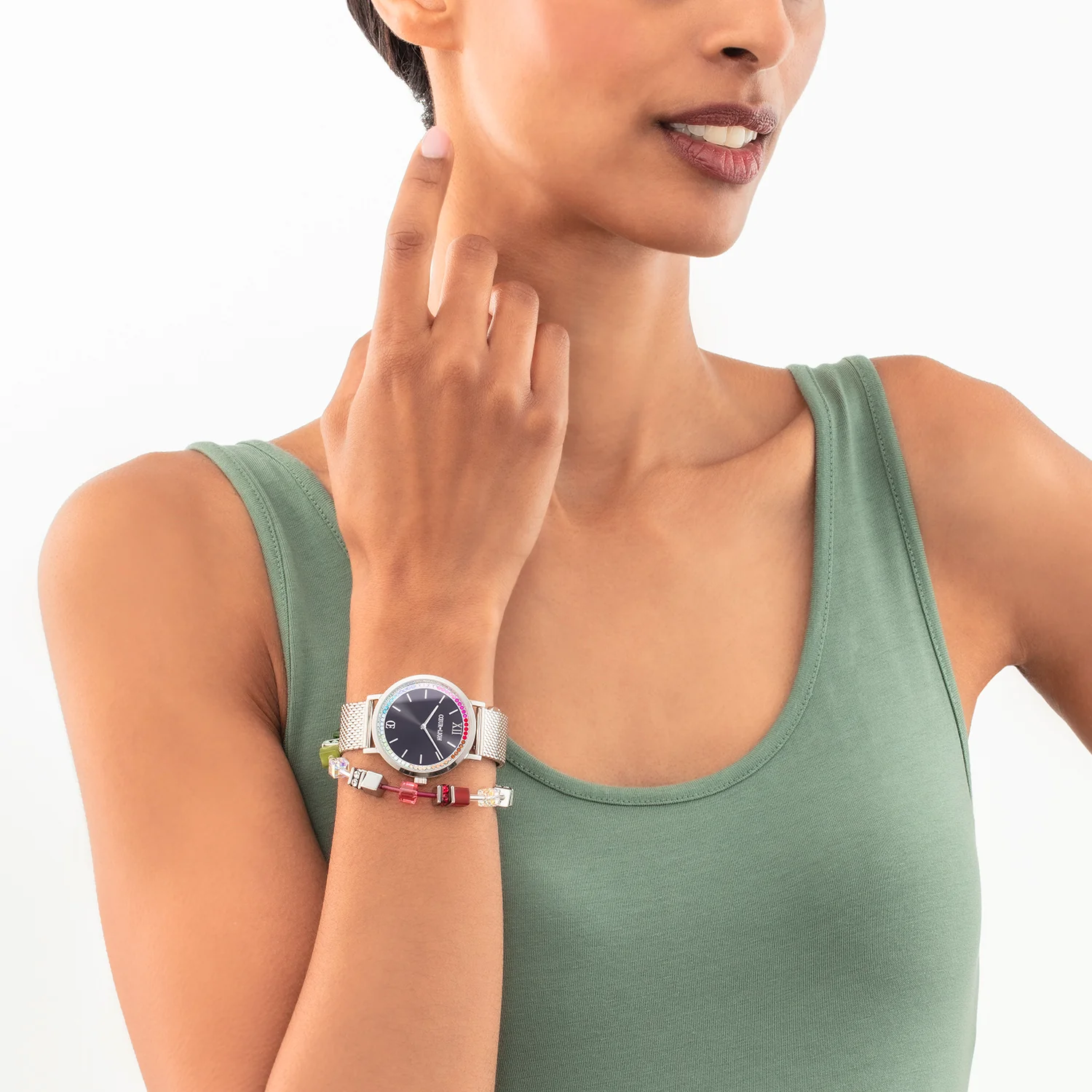 Montre Ronde Sparkling Rainbow Sunray Black Milanaise argent - Image 3